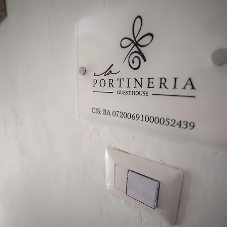 La Portineria Guest House-2